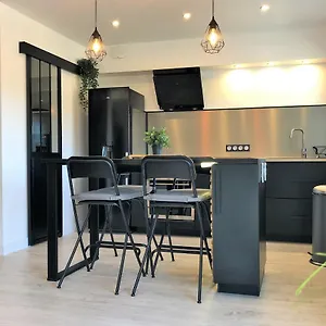 Appartement Confort Et Décoration Soignée à, Carqueiranne